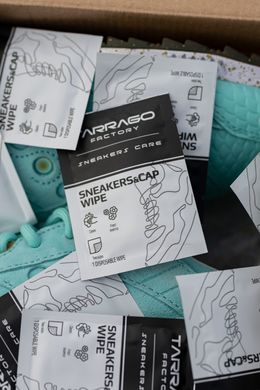 Вологі серветки для очищення підошви кросівок TARRAGO Sneakers Wipes&Cap 5 шт.